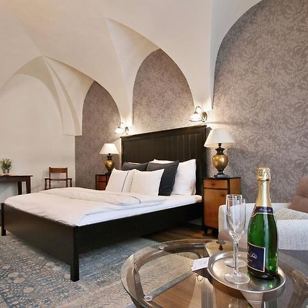 Hotel U Suteru Prague Ngoại thất bức ảnh