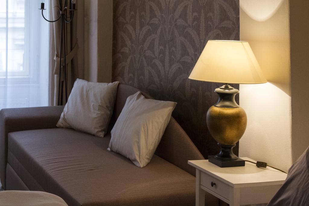 Hotel U Suteru Prague Ngoại thất bức ảnh